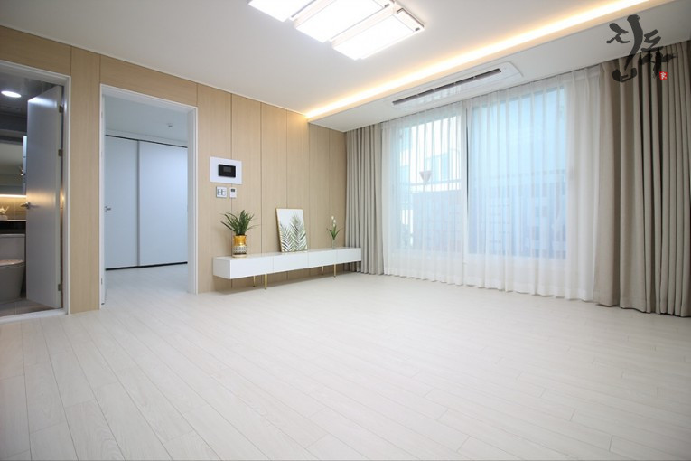 경기 김포시 사우동 1동 [학군,인프라 최고 대형3룸] 쾌적주거환경 / 호잿거리 가득 / 투자로도 추천! 분양 매물번호 10191 사진 1