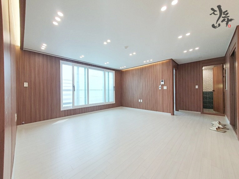 경기 부천원미구 춘의동 1동 [대형평수 ] 7호선 춘의역 도보5분 생활인프라 너무 좋은 분양 매물번호 10385 사진 2